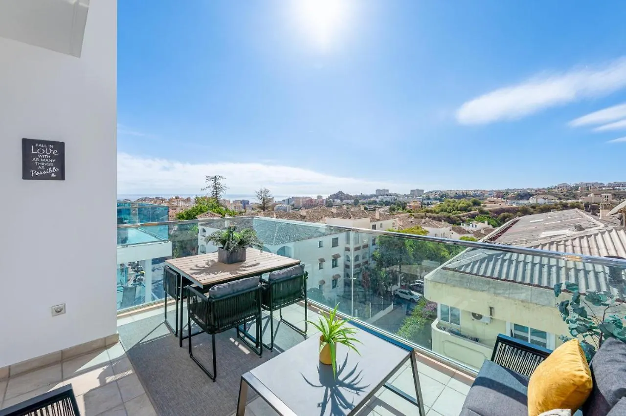 Lujoso Apartamento De 2 Habitaciones Con Vistas Benalmadena