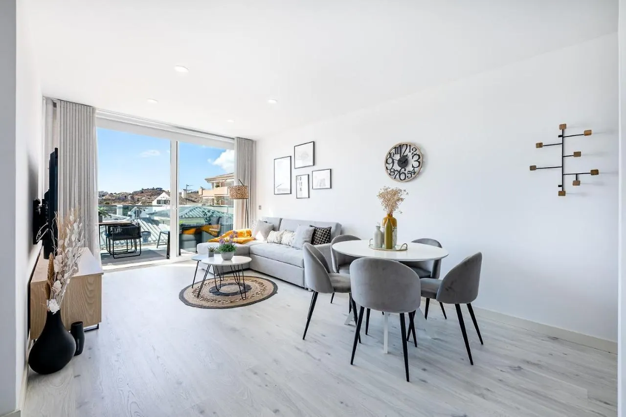 Lujoso Apartamento De 2 Habitaciones Con Vistas Benalmádena 0*,  Ισπανία